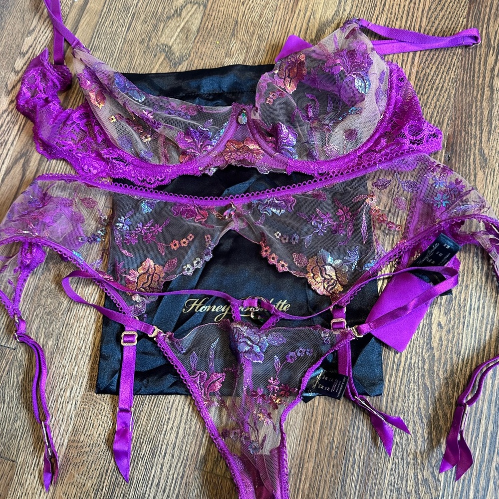Whitney Honey Birdette Set